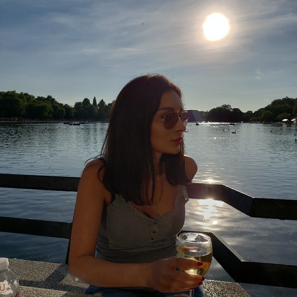 Meet your Posher, Randa - Picture 1 of 1